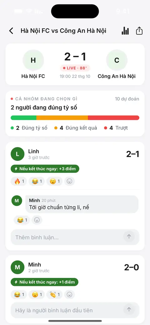Màn hình trận đấu trực tiếp trong ứng dụng: tỉ số, ai trong giải đoán trúng, và phản ứng của đồng nghiệp