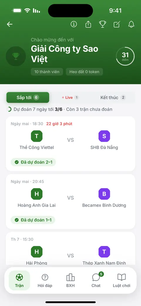 Màn hình dự đoán trong ứng dụng: các trận tuần này, mỗi trận được đánh dấu khi đã có dự đoán